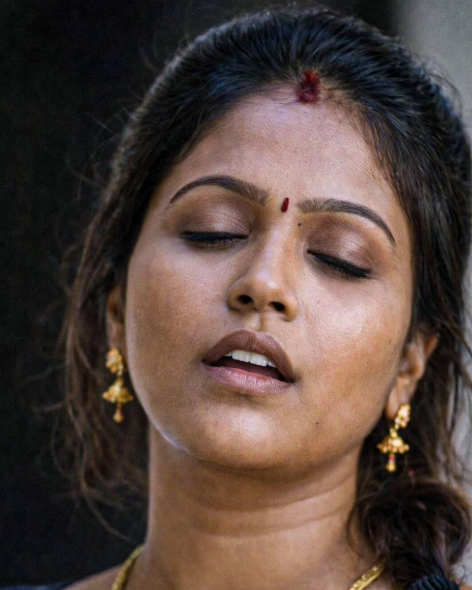 face card tweet media