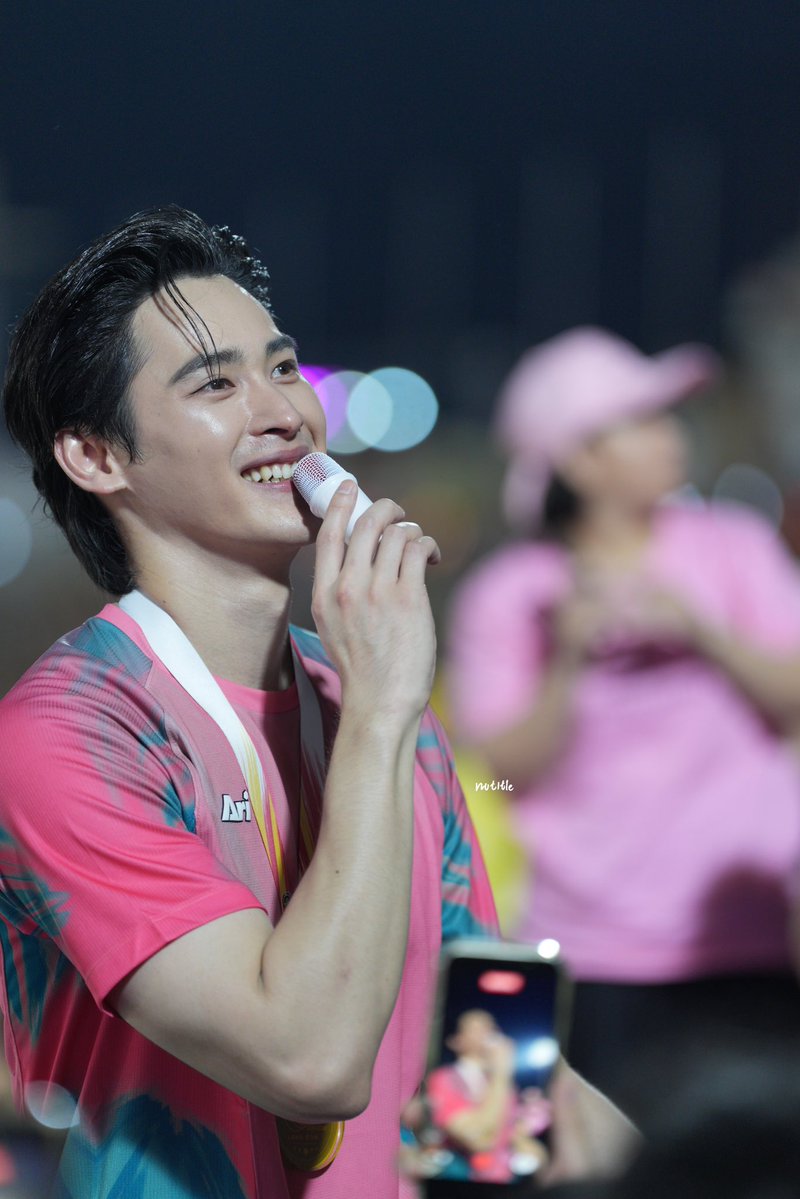 ٩(๑˃̶͈̀◡˂̶͈́๑)۶nutitle เติ้ล 타이틀 トル 영미 ❄️ tweet media