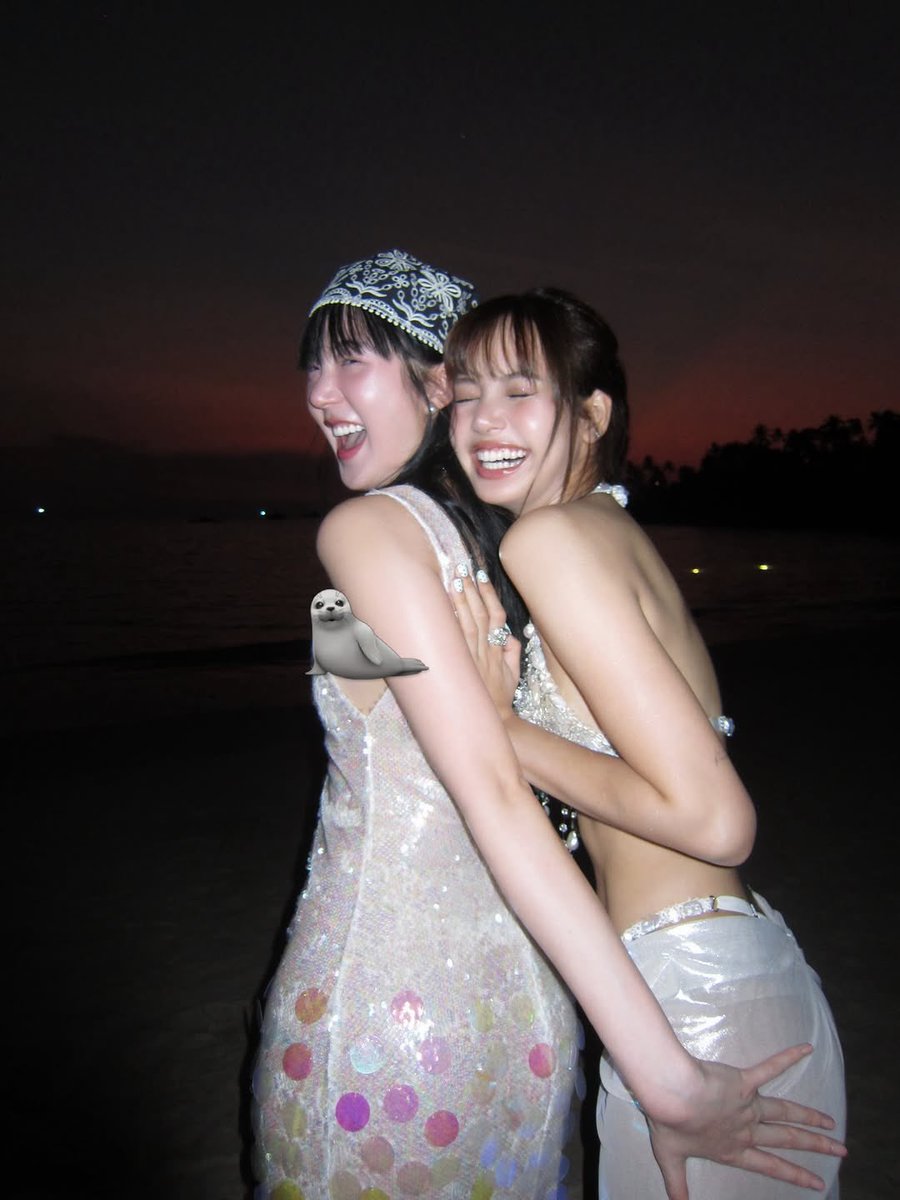 LALICE UPDATES tweet media