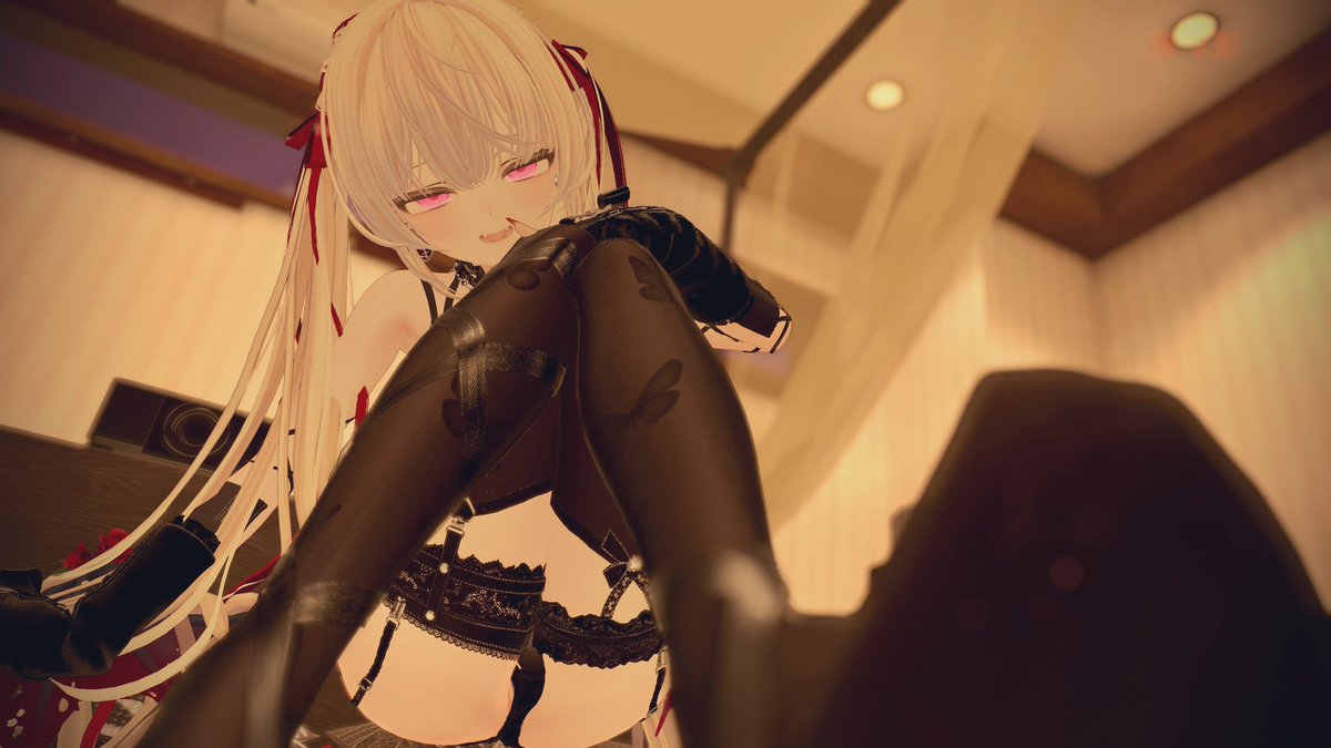 やっぱ金髪ロリ吸血鬼は最高や 