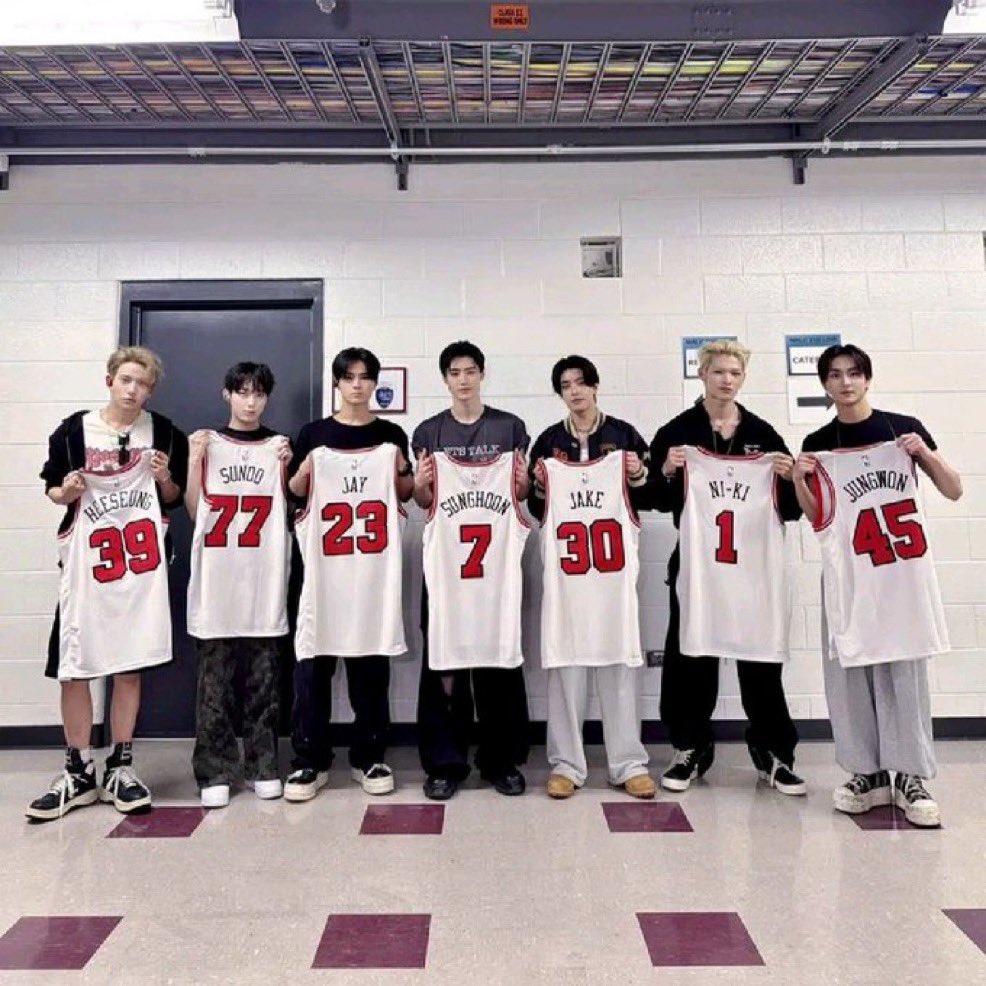 ⋆ ines ; ENHYPEN IS SEVEN tweet media