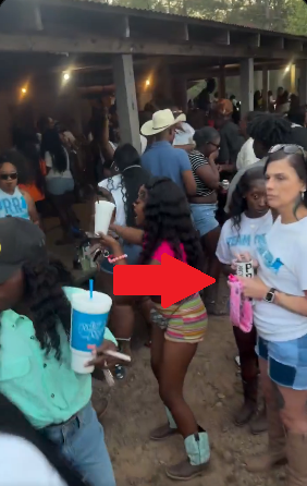 Honeybadger7272 tweet media