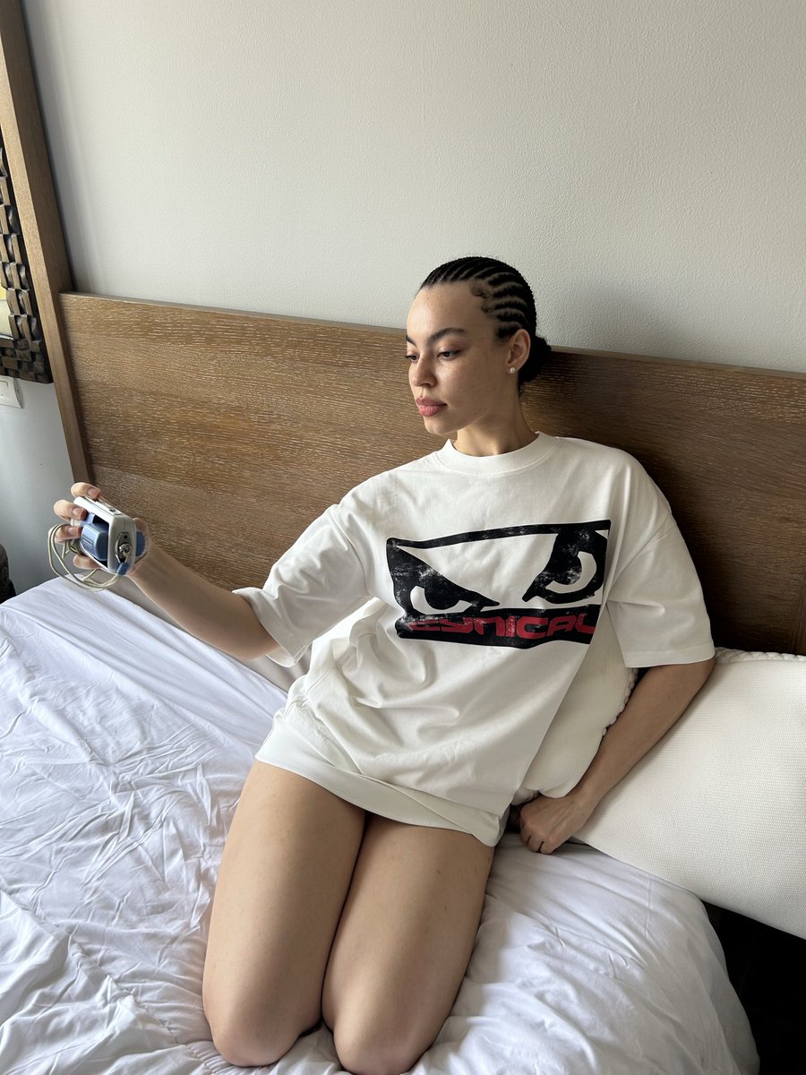 derick_oz's tweet photo. members only tee
out now🏴‍☠️
https://t.co/AYfCggMdvJ https://t.co/18TbenRWng