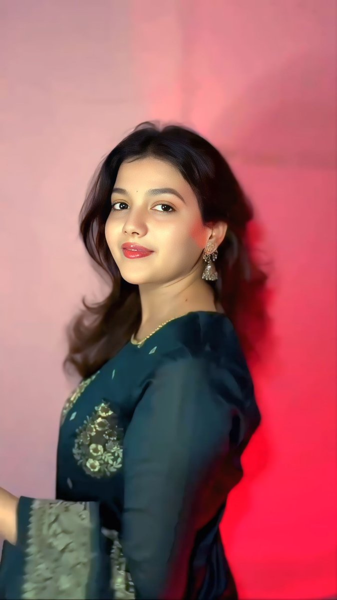 Annuश्री tweet media