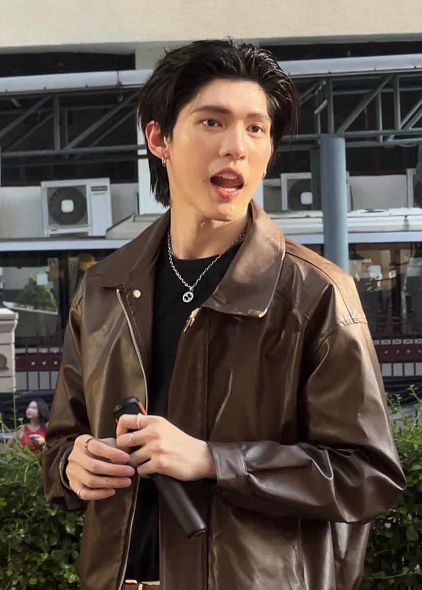 𝘽𝙖𝙗𝙚𝙗𝙧𝙤𝙬𝙣.♡̩̥̩ tweet media