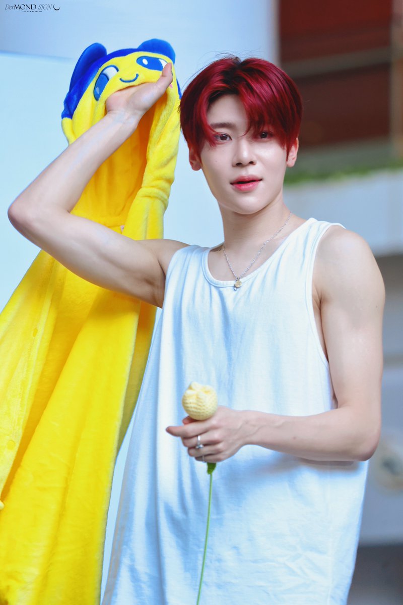 DerMond_SION tweet media