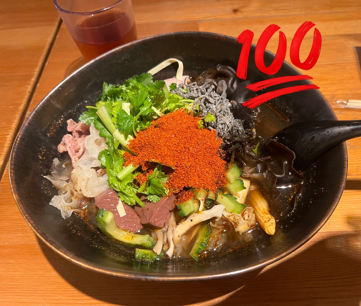 ぴぴは胃痛 tweet media