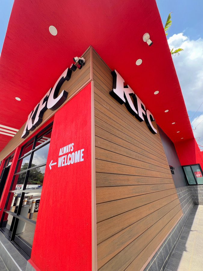 Lucky Munah🧕💜 tweet media