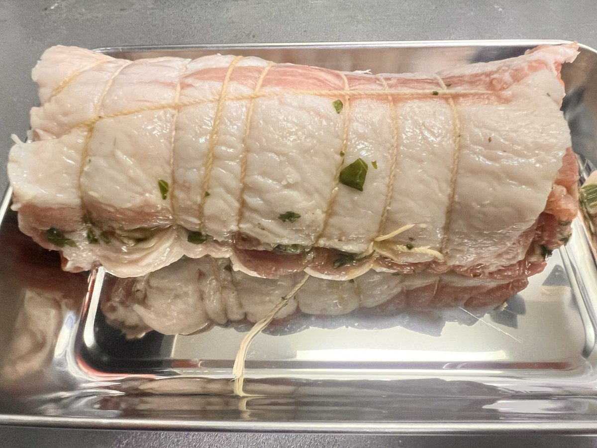 ぶんぶん tweet media