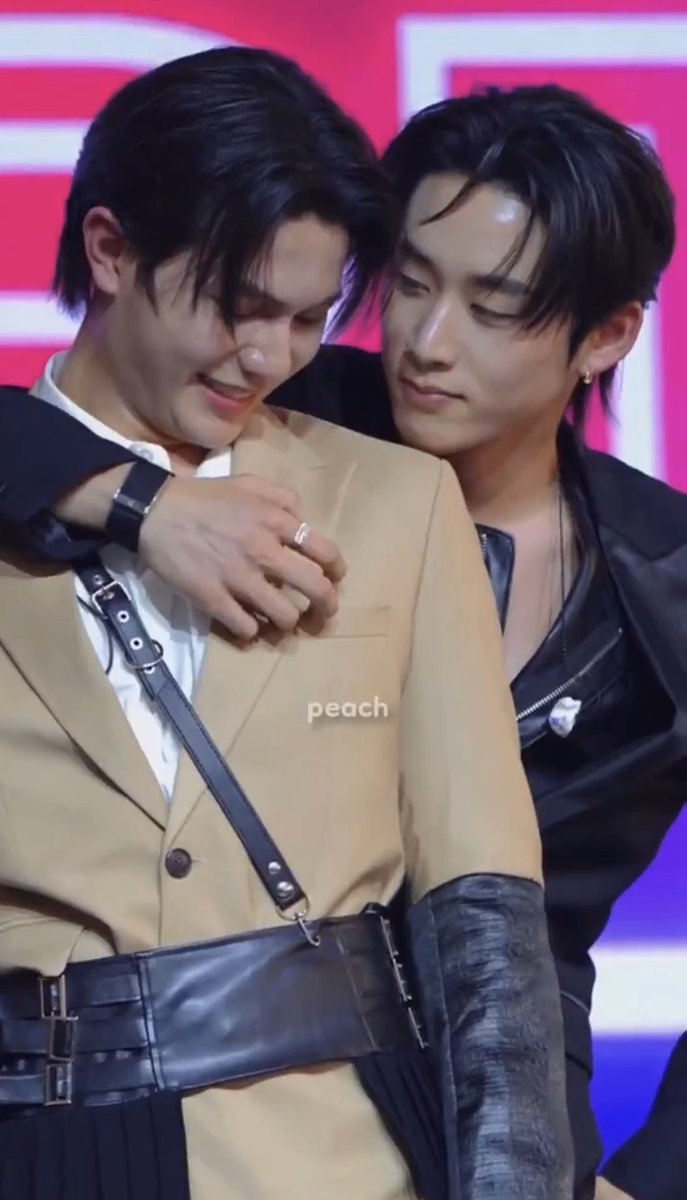 WestieBBF's tweet image. Let me move on please. 

I beg 🙏🏼

#WilliamEstFMinManila
#WilliamEst #วิลเลี่ยมเอส  #williamjkp #est_rvp