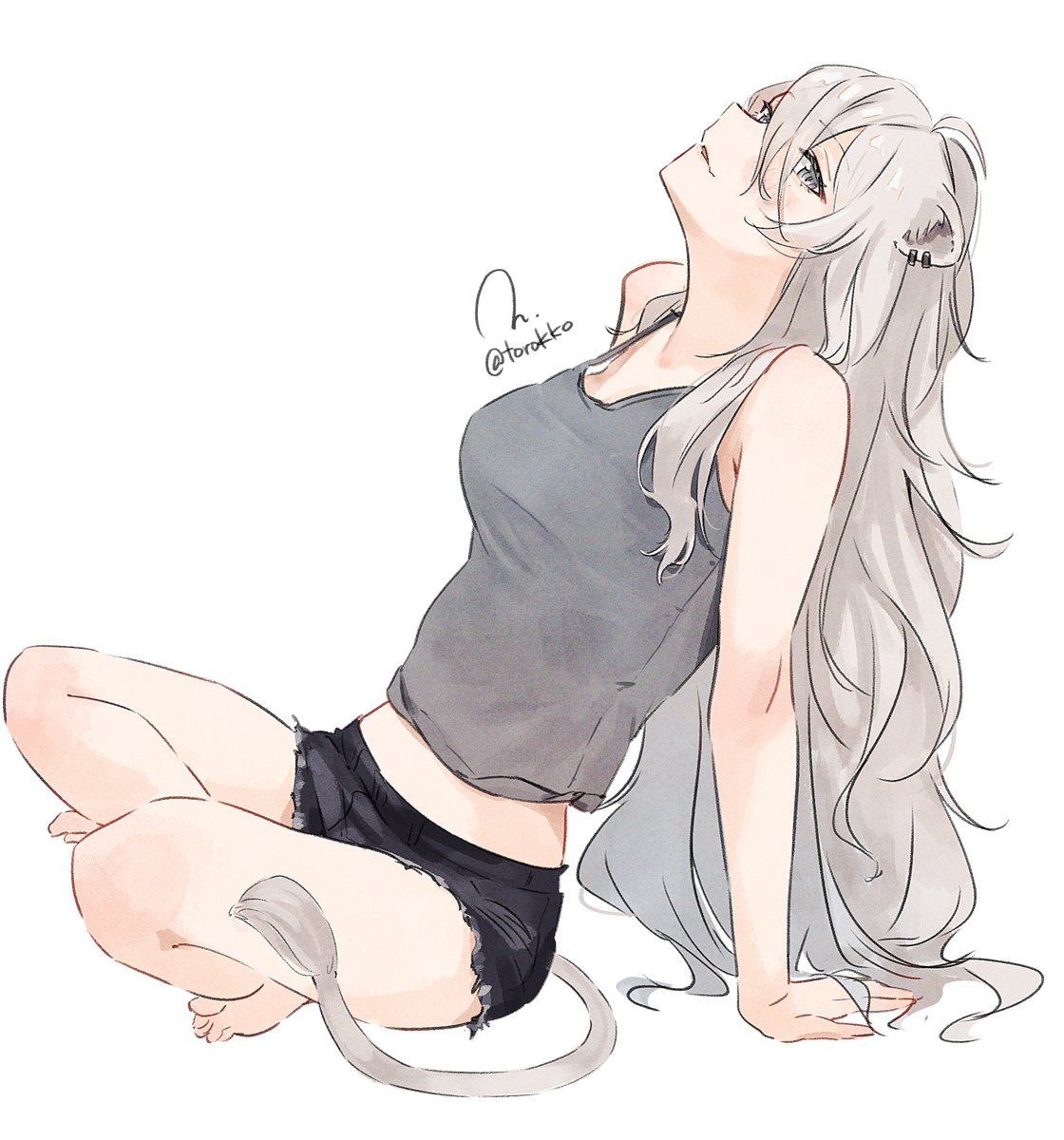 にしやま tweet media