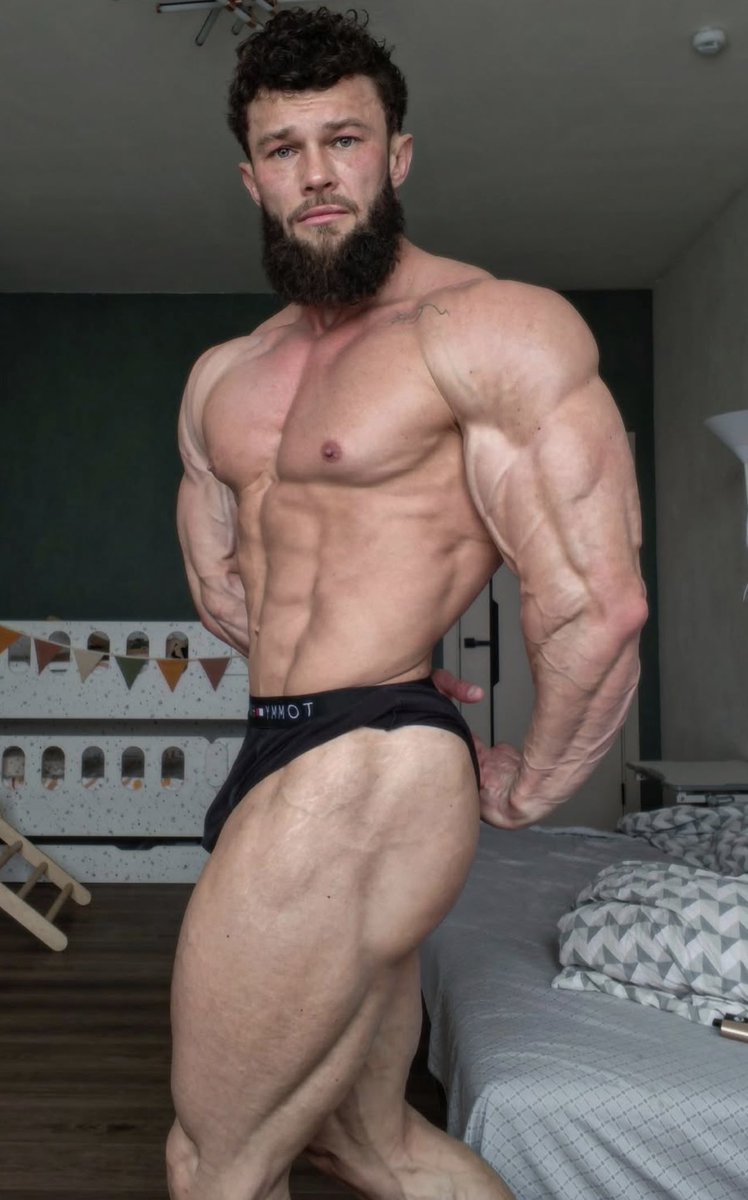 MuscleJacking tweet media