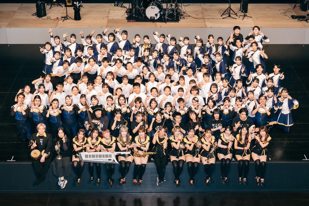 OVILS2021's tweet photo. 《O-VILS.と踊る！吹奏楽エンタメ体験vol.4》

出演してくださった
松江商業高等学校吹奏楽部様 @donguriband 
京都外大西高等学校吹奏楽部様 @k_gaidainishi_b 
京都市立近衛中学校吹奏楽部様
一般参加の皆様

そしてご来場いただいた皆様
誠ににありがとうございました！💐✨

#ovils #オービルズ https://t.co/m8MC0R1WCr