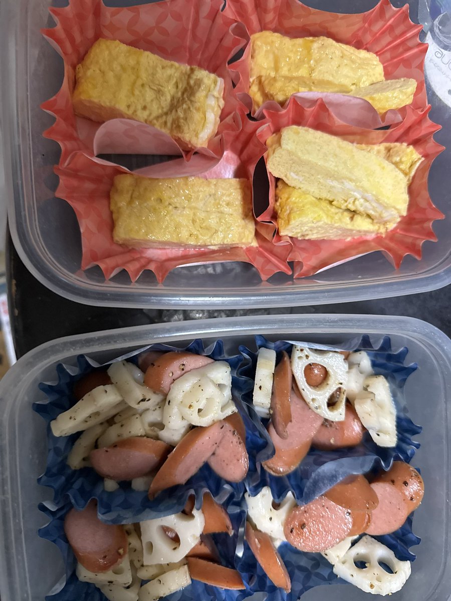 KazukiInfinity's tweet photo. 今日は昼から晩御飯作り置きと弁当のおかずの作り置き😂
今回はブリ大根で使った大根の皮を使ってきんぴらにしてみた👌 https://t.co/XkXFj77bJg