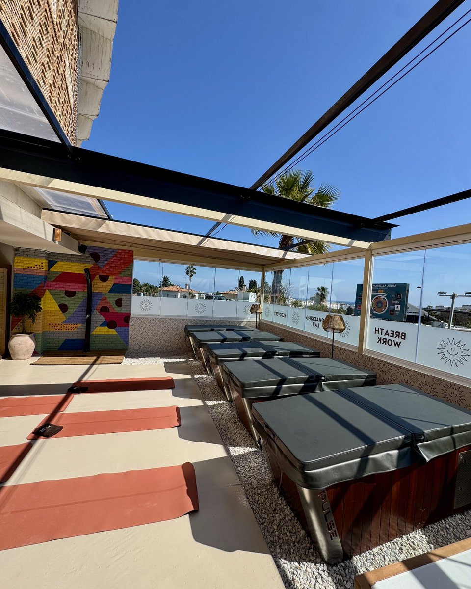 Phantom Stays tweet media