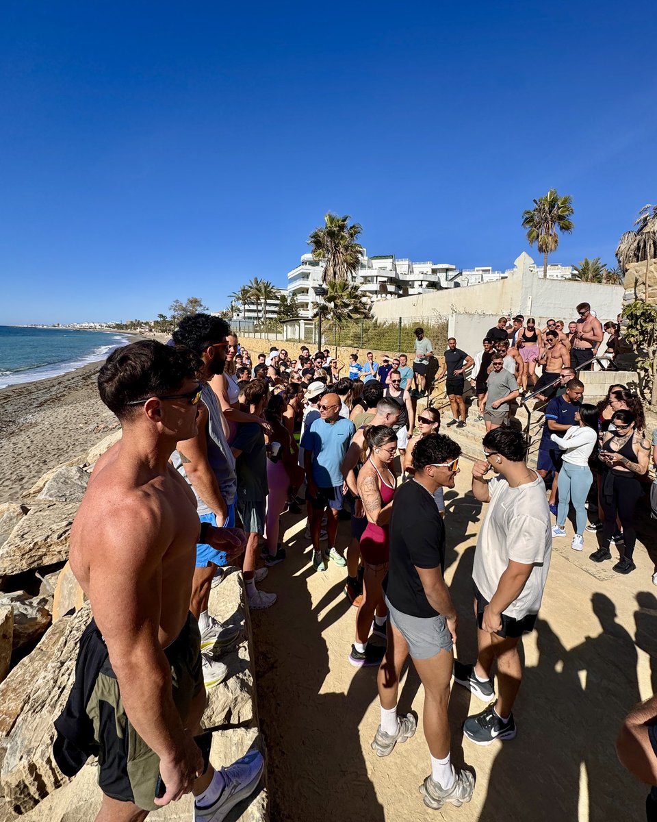 Phantom Stays tweet media