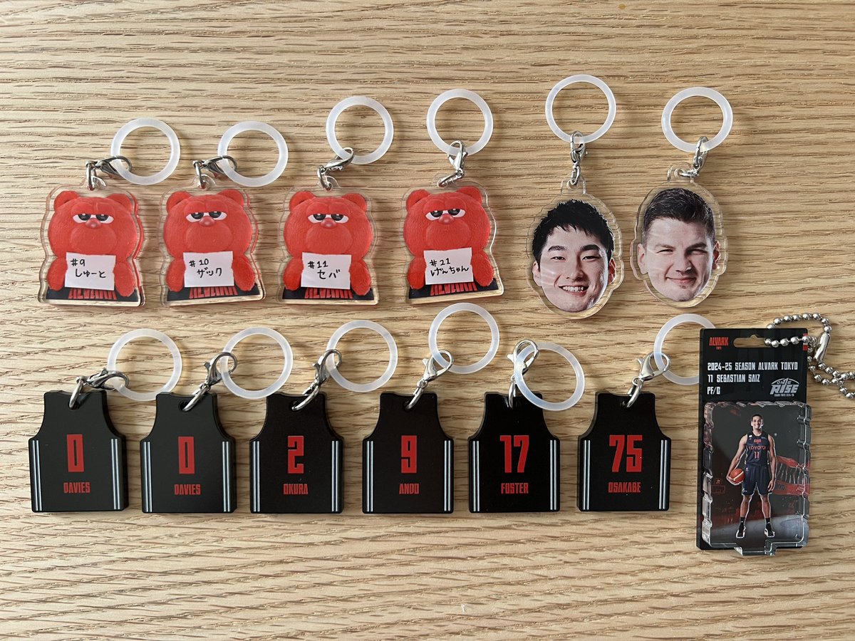 coco_bask's tweet photo. #アルバルク東京
グッズ整理のため、お譲りします！

【譲】写真のもの
【求】#3 or 定価
 ※同種グッズでなくてもご相談可

⚠️#2・#75は#3との交換のみでお願いいたします。

お気軽にお声がけください！
よろしくお願いいたします🙂‍↕️ https://t.co/gNszp8NwFg