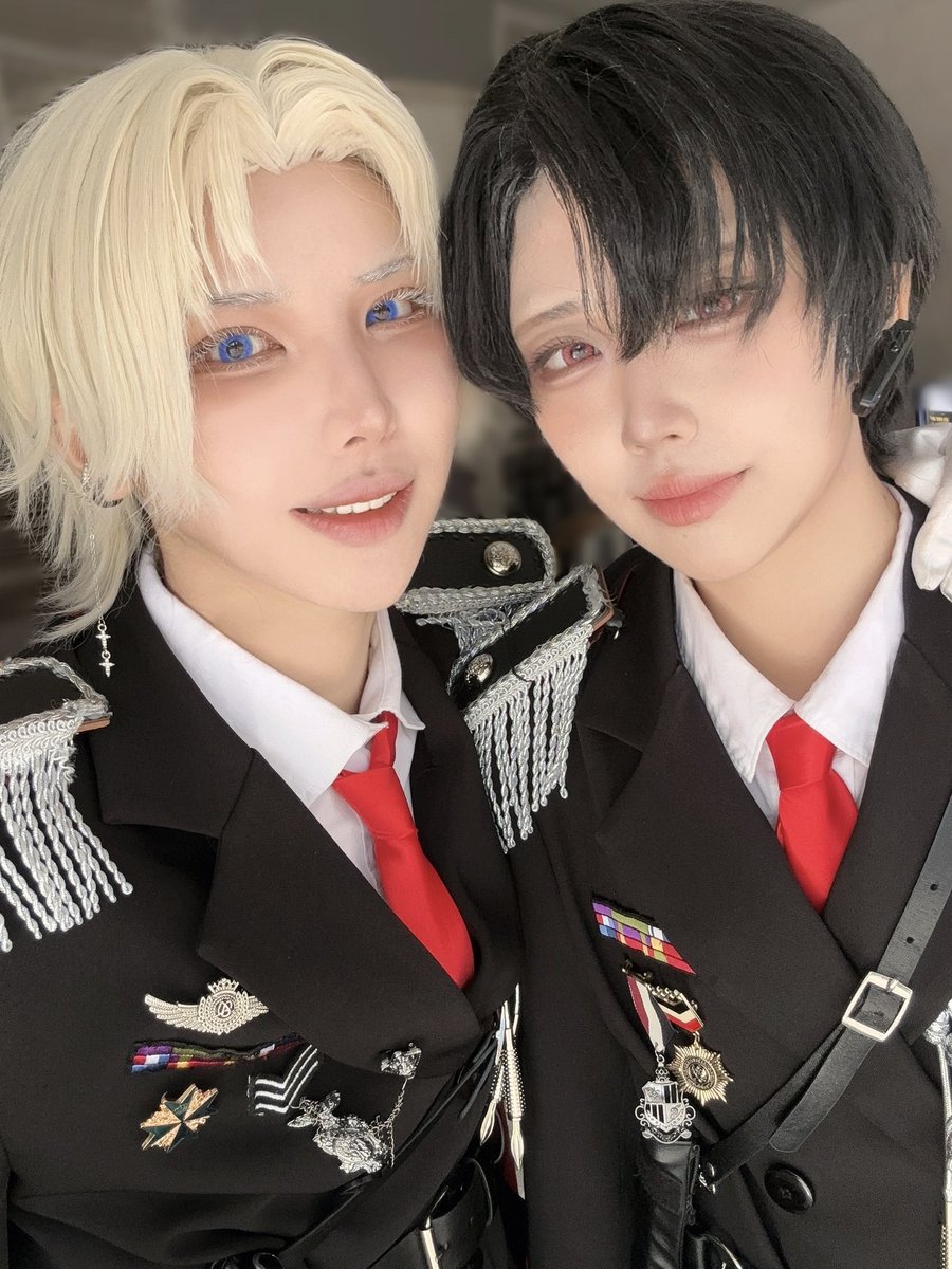 츠키 ☾ tweet media