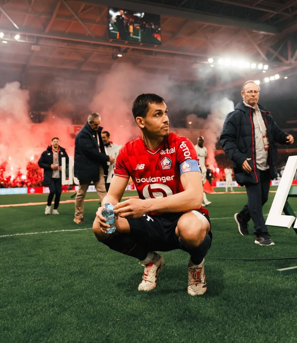 DOGUE INSIDE 🐶 tweet media