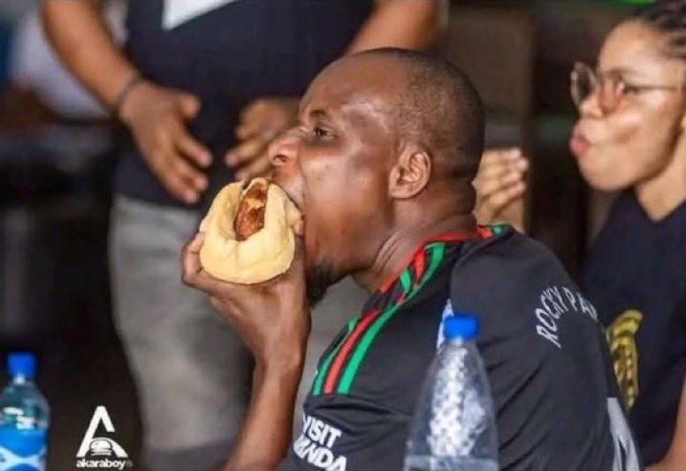 ZEENYBLUE tweet media