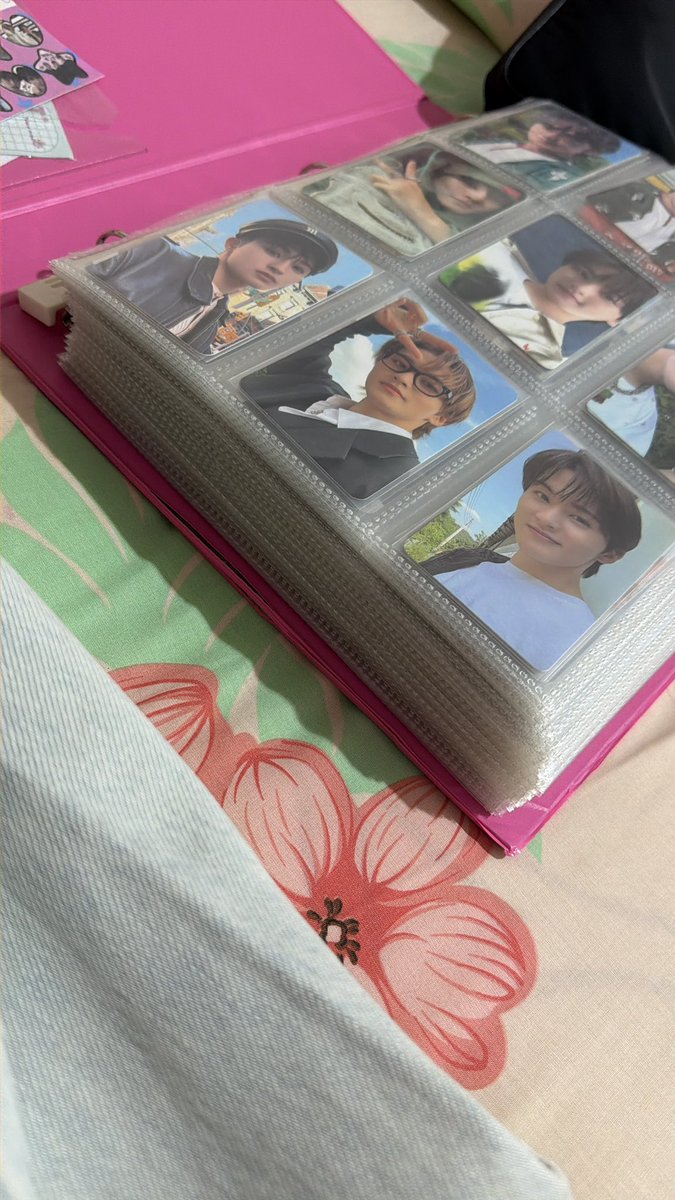 ji 𝜗ৎ tweet media