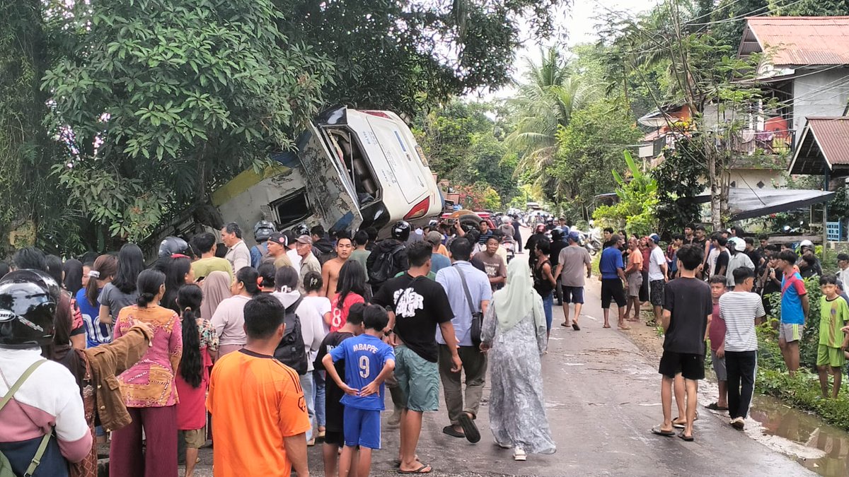 Fuza Firdaus Zhan tweet media