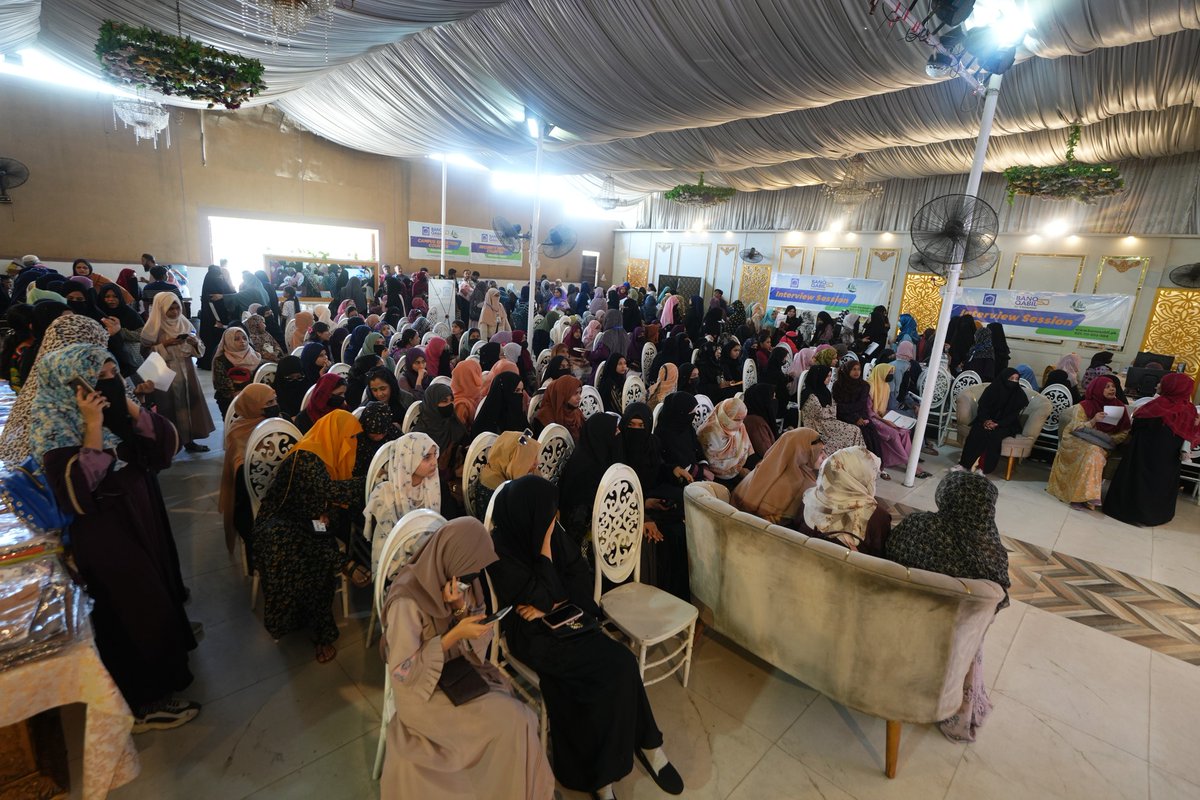 alkhidmatKHI's tweet image. Bano Qabil 5.0 interviews are in full swing!
Female interviews completed, male candidates ongoing.
Thousands stepping toward a skill-driven future.
CEO Naveed Ali Baig visited centers &amp;amp; met candidates.
Classes starting soon!
#BanoQabil5 #KarachiYouth #FutureReady #Alkhidmat