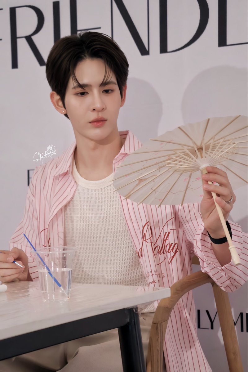 🤍𝗠𝗮𝗿𝗶𝗮🌼 tweet media