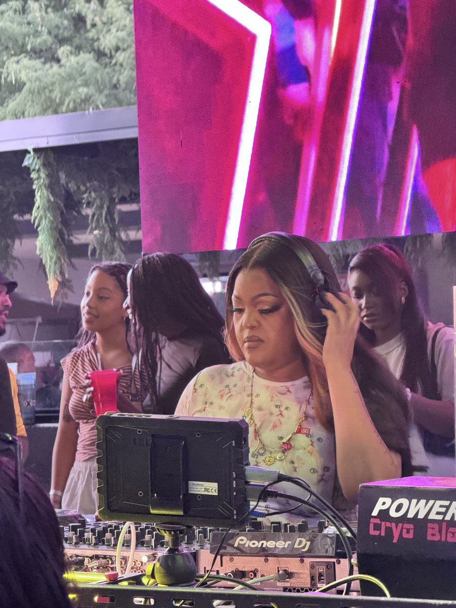 Daily Sun Entertainment News tweet media