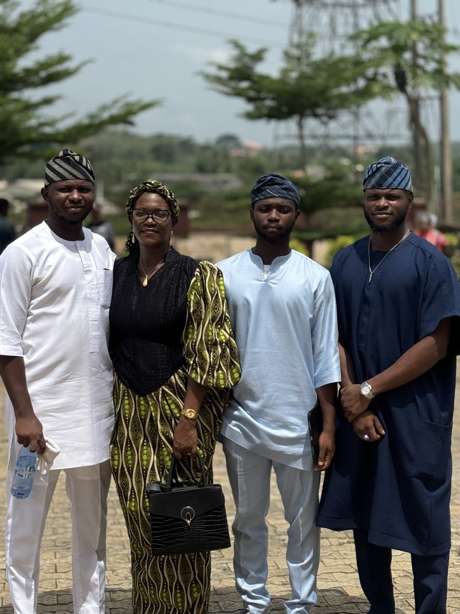 BARBER IN AKURE | tińñèy trimz🥷 tweet media