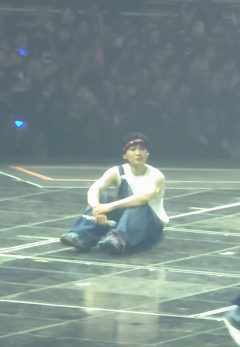 Blue 🌙🌌 tweet media