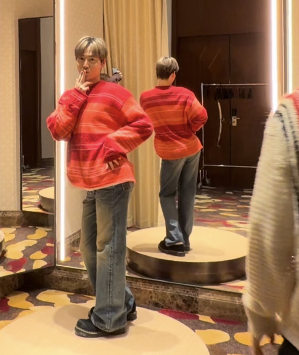 🍜🍚🍞 tweet media