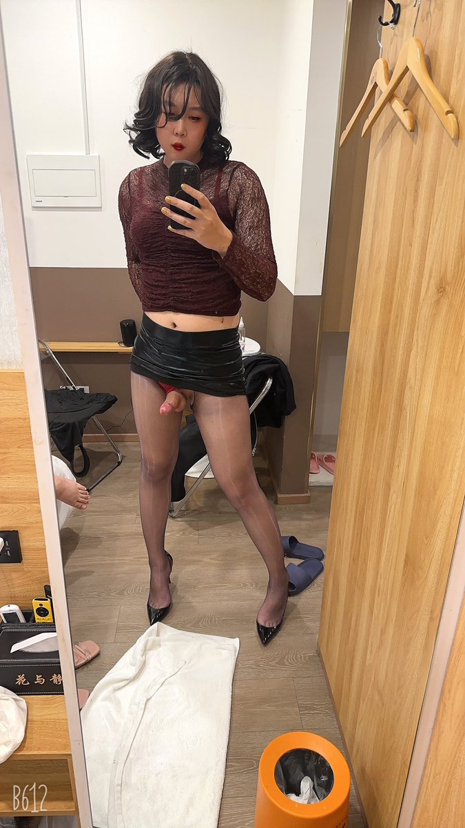 美艳母驴🖤唐仪 tweet media