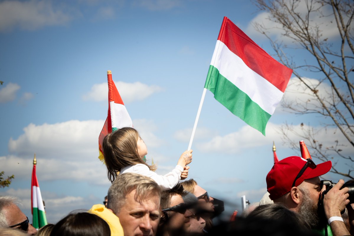 Balázs Orbán tweet media