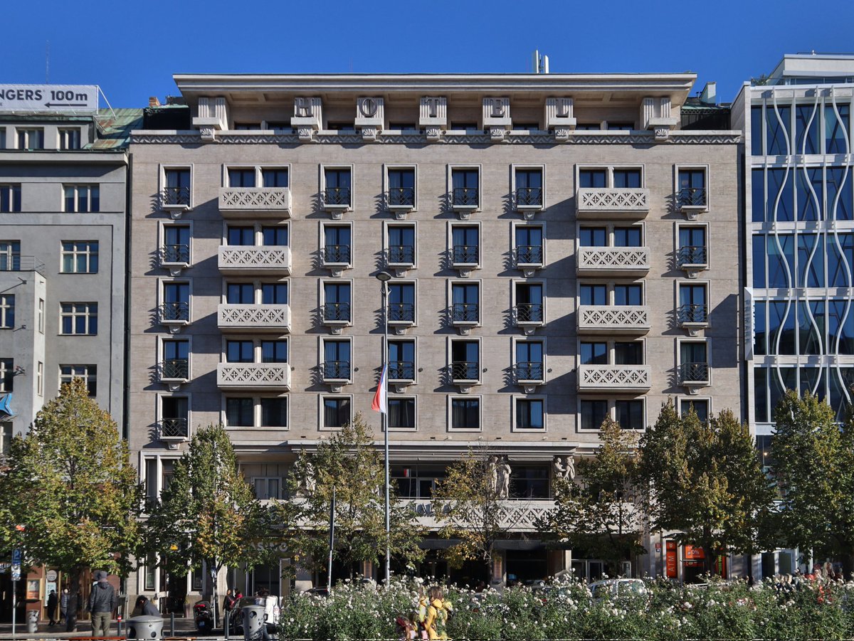 PointofView tweet media