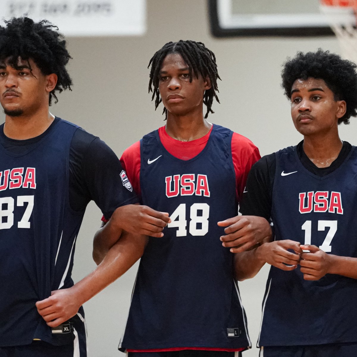 League_Him's tweet photo. RJ Evans, son of 13-year NBA vet Reggie Evans, possesses tantalizing upside and is tracking early as one of 2029’s best. 

Long, springy athlete who routinely has his elbows at the rim. Smooth jumper too. Rich toolbox. Another promising USAB Minicamp in the books. Eager to track. https://t.co/IOvHIvARRk