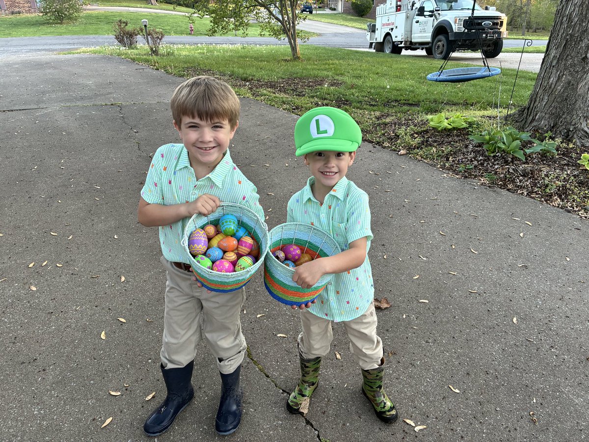 neftink's tweet photo. All glory, honor, and power to Christ who is risen!  Happy Easter to all. May your baskets be full and your hearts filled with God’s great love! https://t.co/AL3oBLckYX