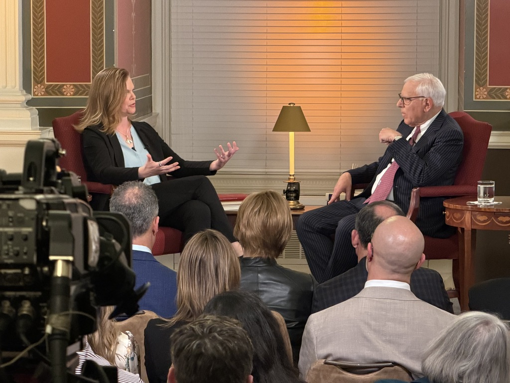 BookTV's tweet photo. Join us for an exclusive behind-the-scenes look at the filming of @cspan's #AmericasBookClub newest episode featuring historian & author Beverly Gage discussing her books and career.

📺 Watch the full interview at 7pm ET on #CSPAN2's #BookTV (4/5)
https://t.co/C4EyL0RGcq
#Books #history #BeverlyGage #BTS