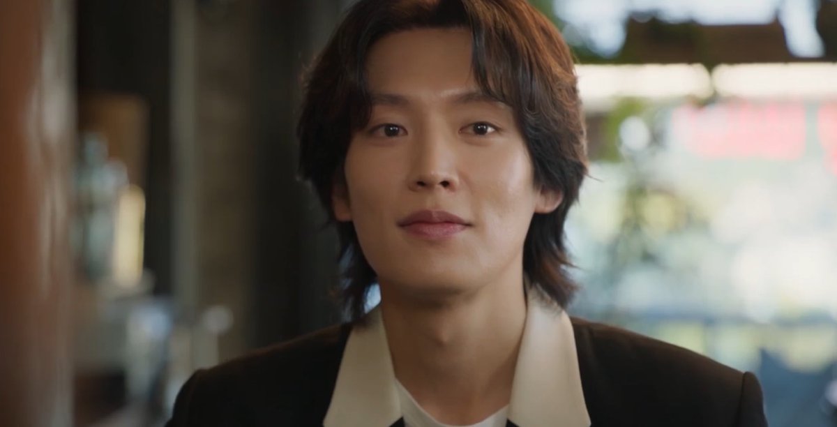 kenthusiastic10's tweet photo. One of my favorite things about #ThePracticalGuideToLove was being genuinely invested in the secondary characters. That’s rare for me in romcoms. Usually I complain about time away from the leads, but not here. Happy for #LeeKiTaek’s character. #ThePracticalGuideToLoveEp12 https://t.co/v0Hss9b6ML