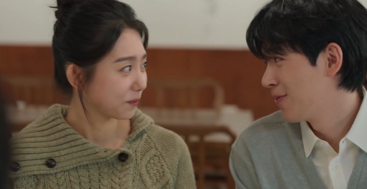 kenthusiastic10's tweet photo. One of my favorite things about #ThePracticalGuideToLove was being genuinely invested in the secondary characters. That’s rare for me in romcoms. Usually I complain about time away from the leads, but not here. Happy for #LeeKiTaek’s character. #ThePracticalGuideToLoveEp12 https://t.co/v0Hss9b6ML