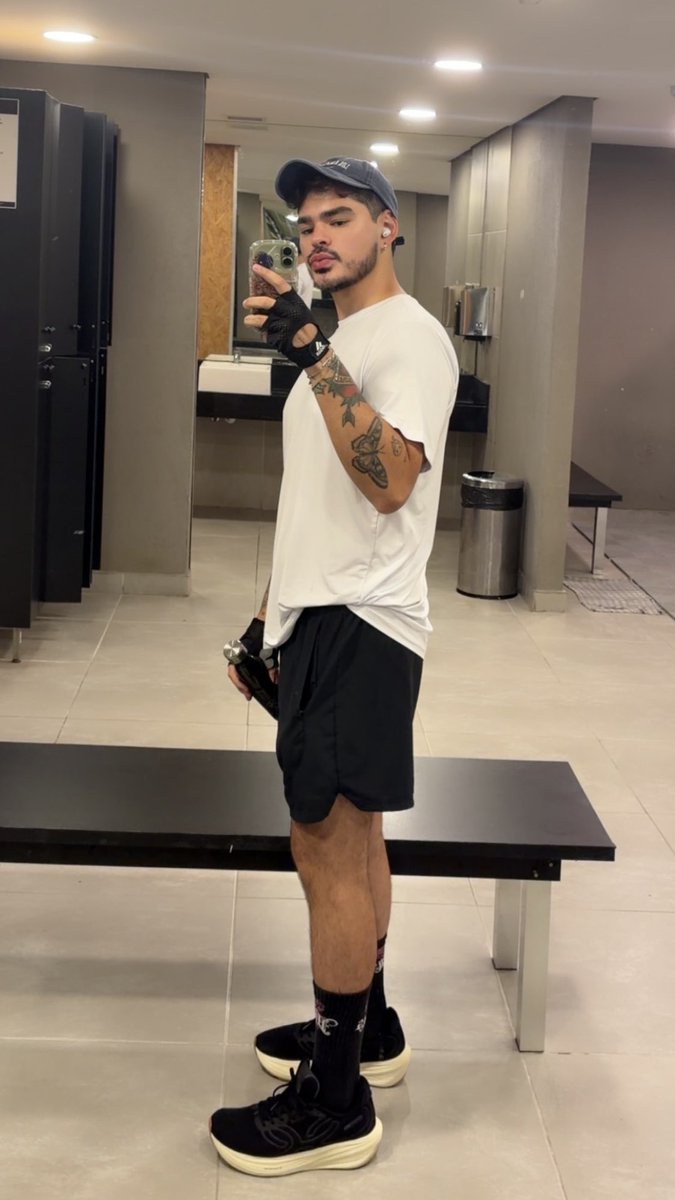 👼🏼🤘🏼 tweet media