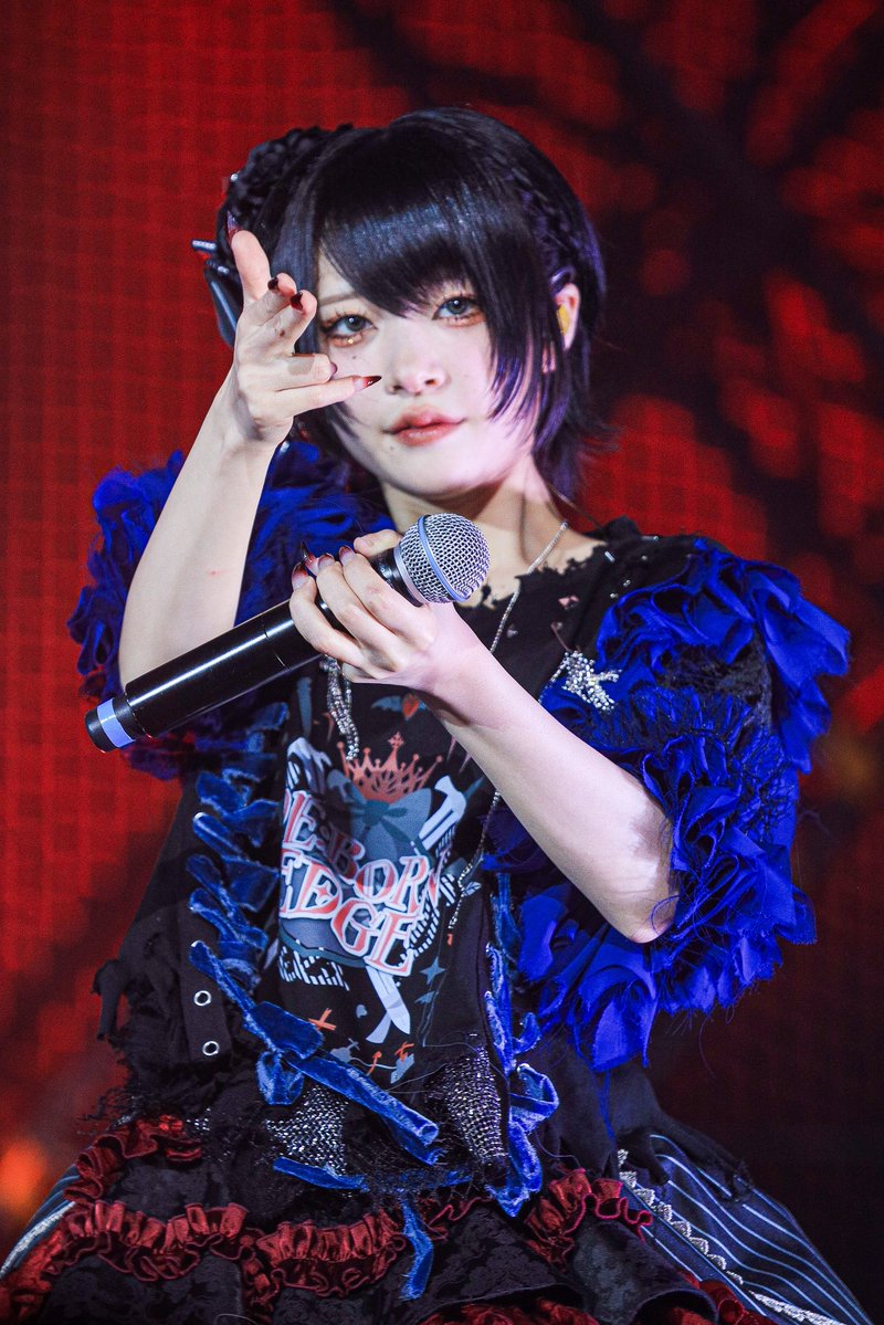 ⋆☾·̩͙꙳ tweet media