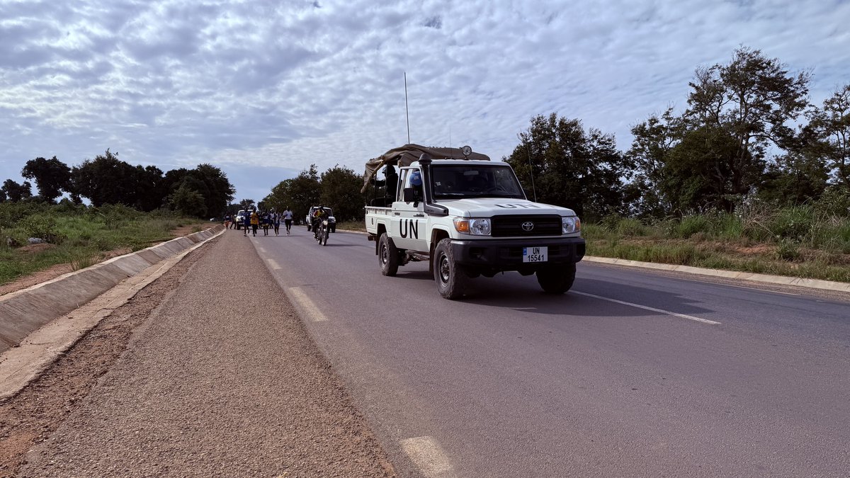UNPeacekeeping's tweet image. The International Day of Sport for Development &amp;amp; Peace is celebrated on 6 April.

@UN Peacekeeping missions organise sports events to promote unity and enhance peaceful coexistence. Pictured are events organized by @UNDOF, @UN_CAR in #CAR 🇨🇫 &amp;amp; @unmissmedia in #SouthSudan 🇸🇸.
