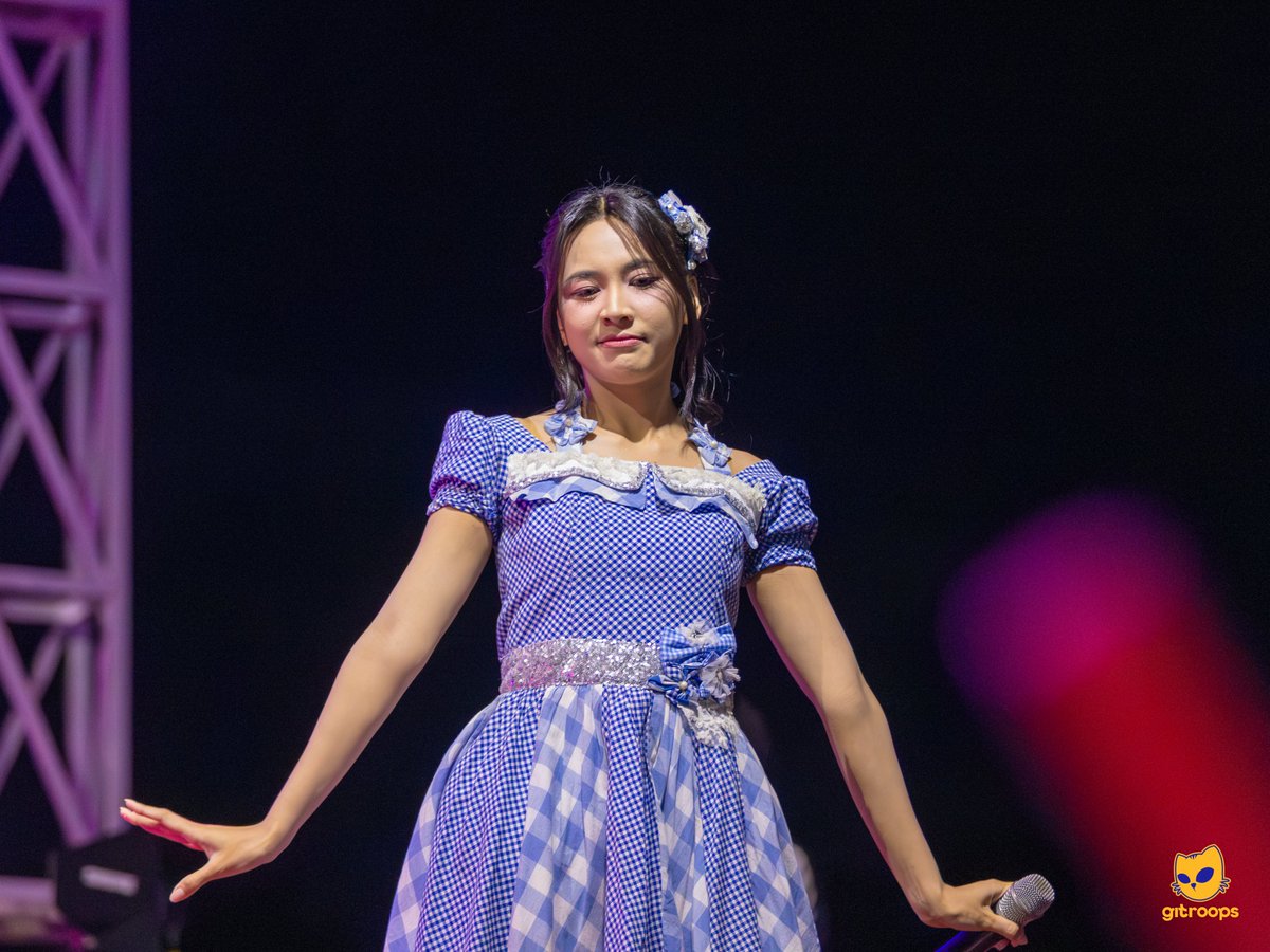 Gitroops tweet media