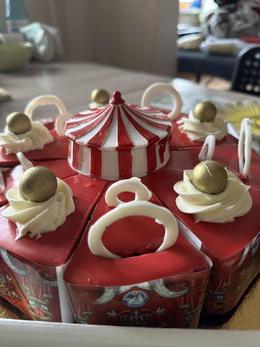 Timur Raziapov tweet media