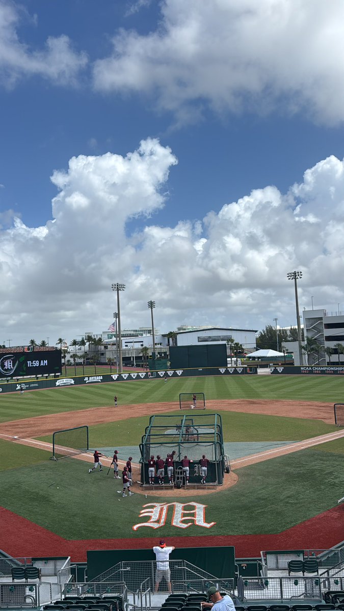 DanielFridman27's tweet image. Happy Easter from Mark Light Field! 

Tune in to @WVUMSports at 12:45 PM as @CanesBaseball look to sweep VT.

WVUM.org/listen

#MiamiHurricanes #GoCanes