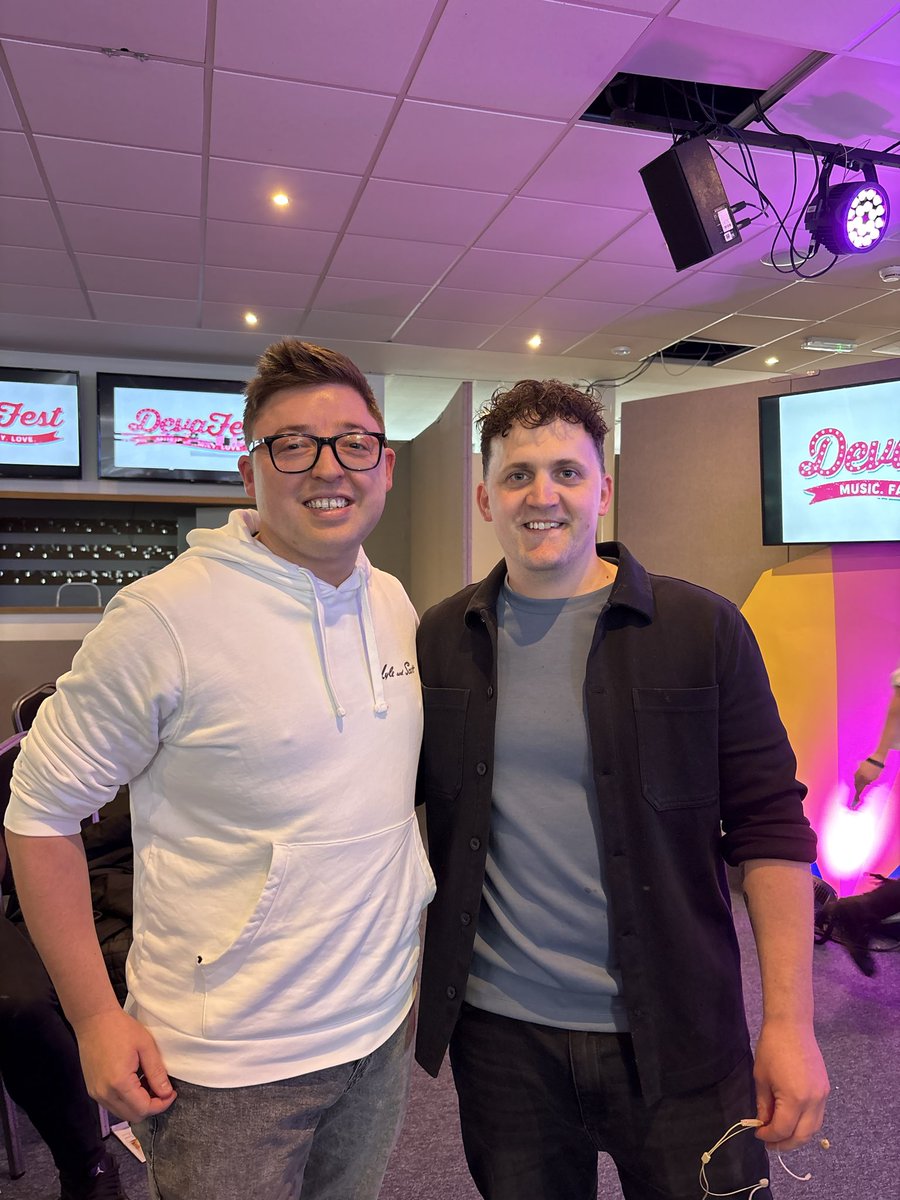 joeclark1995's tweet photo. Had an amazing time at the Chester food festival today. It was great to meet you @jonwatts88 thank you for singing my books and helping me complete my collection. I can’t wait for your new book next year 😁. https://t.co/x0bJtSolRB