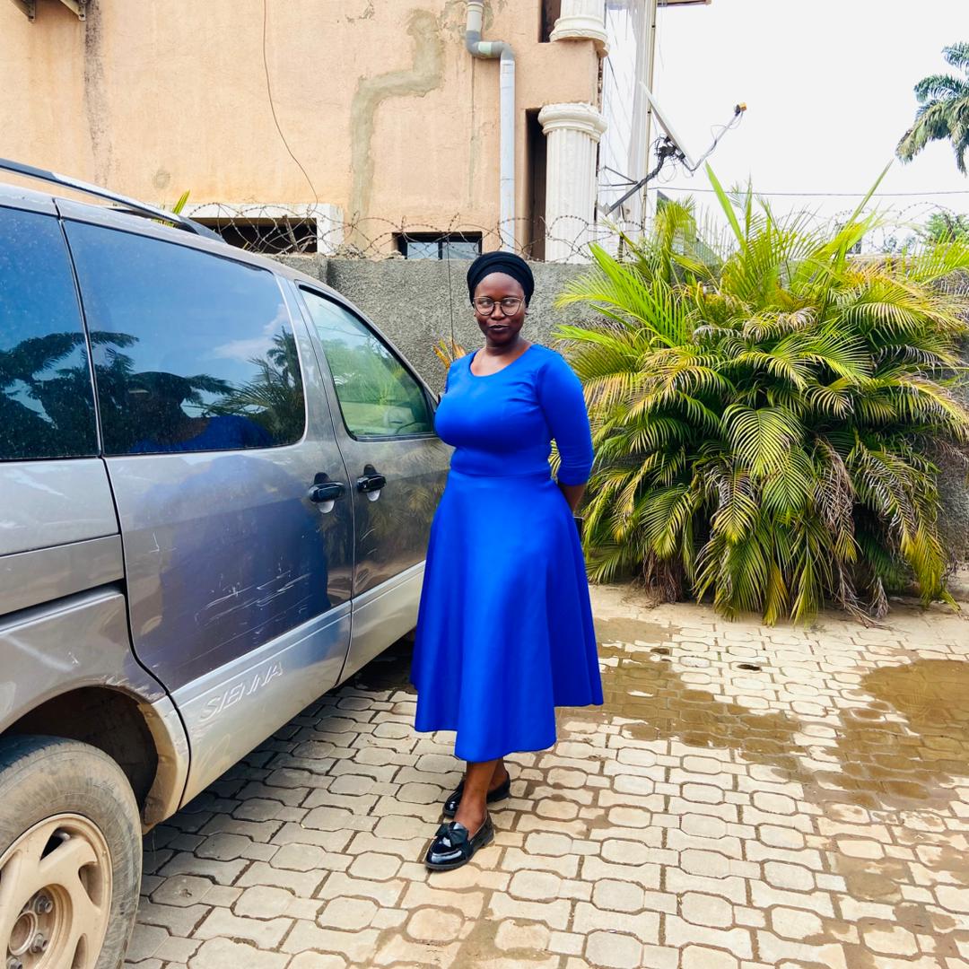 EsamiOdeh's tweet photo. Royal blue 💙 cos we are REIGNING WITH CHRIST
Happy Easter 💃

#DLER2026
#DLConversations https://t.co/RMBlTljJh3