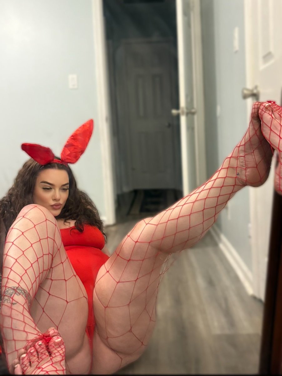juicyway2heaven's tweet photo. Happy Easter🐰🐣😋 https://t.co/oE54K7z1uJ