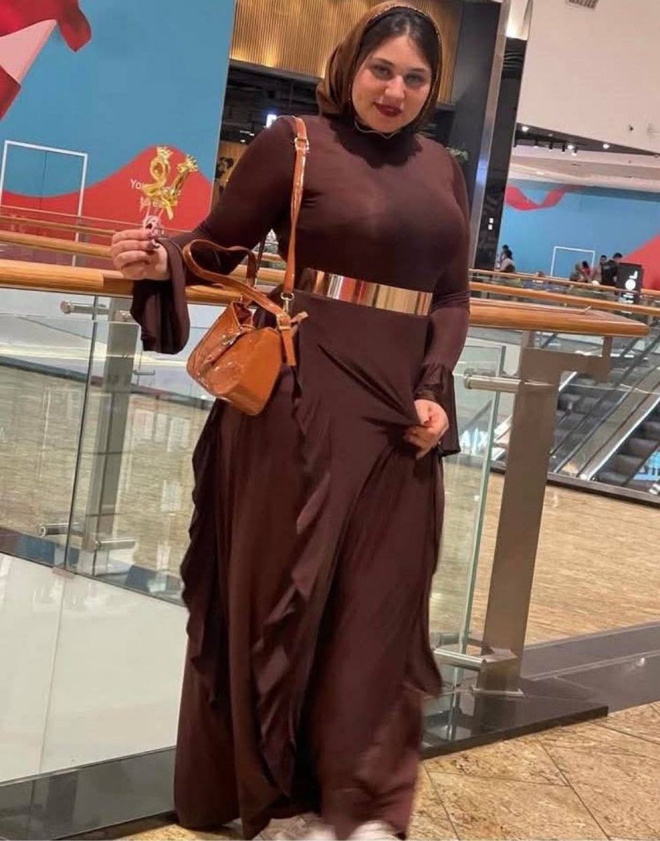 الاستاذه tweet media